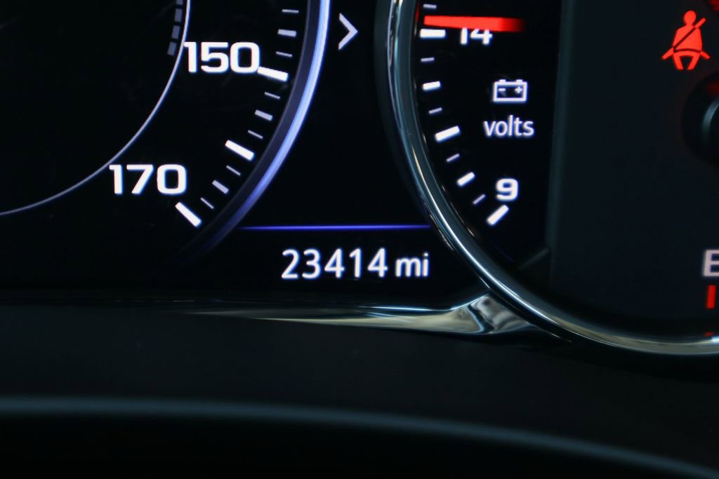 Used 2023 GMC Terrain Denali w/ Denali Premium Package image 13