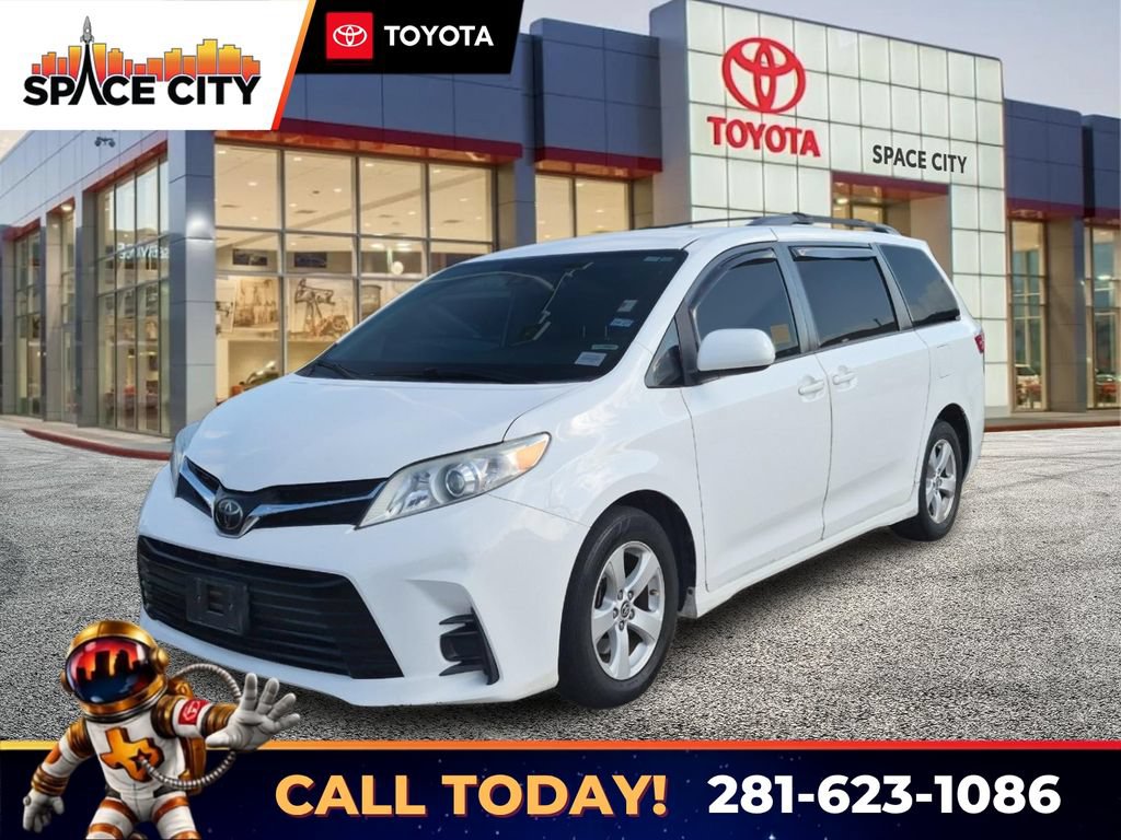Used 2020 Toyota Sienna LE FWD image 1