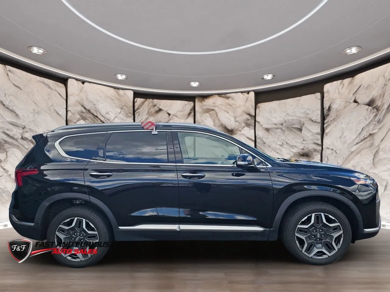 Used 2023 Hyundai Santa Fe Limited AWD/4WD image 4