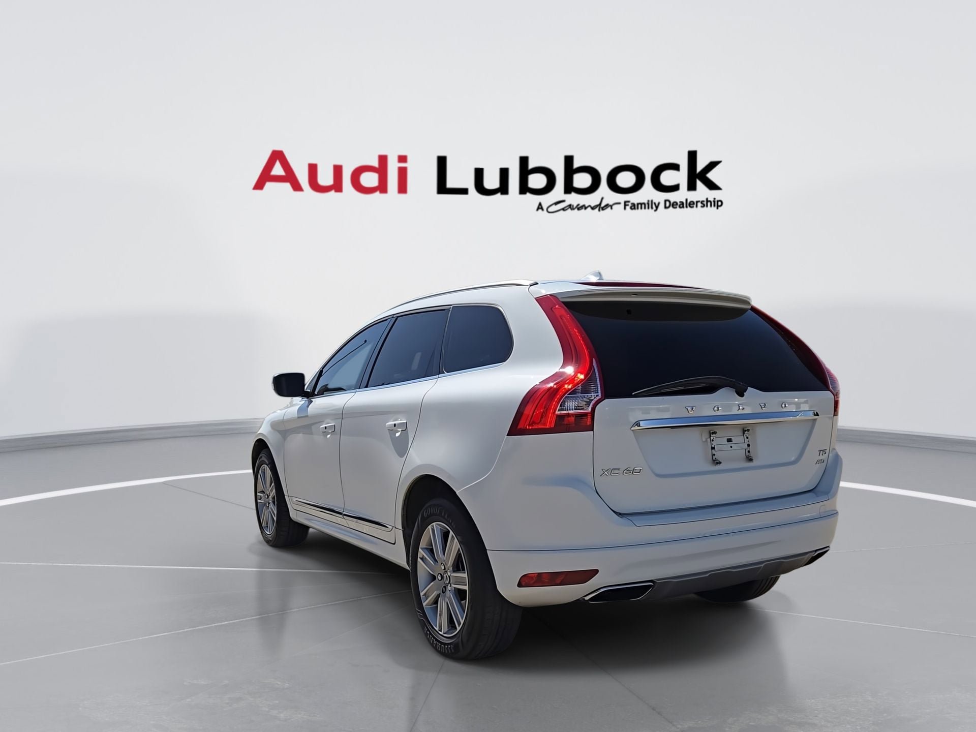 Used 2016 Volvo XC60 T5 Premier image 7
