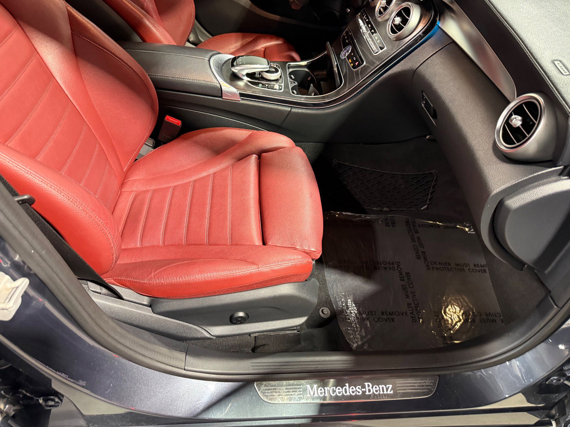 Used 2015 Mercedes-Benz C 400 4MATIC image 40