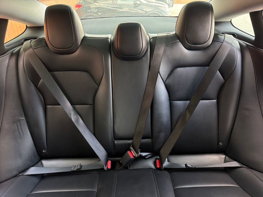 Used 2024 Tesla Model 3 Performance image 25