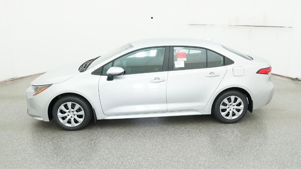 New 2026 Toyota Corolla LE image 3