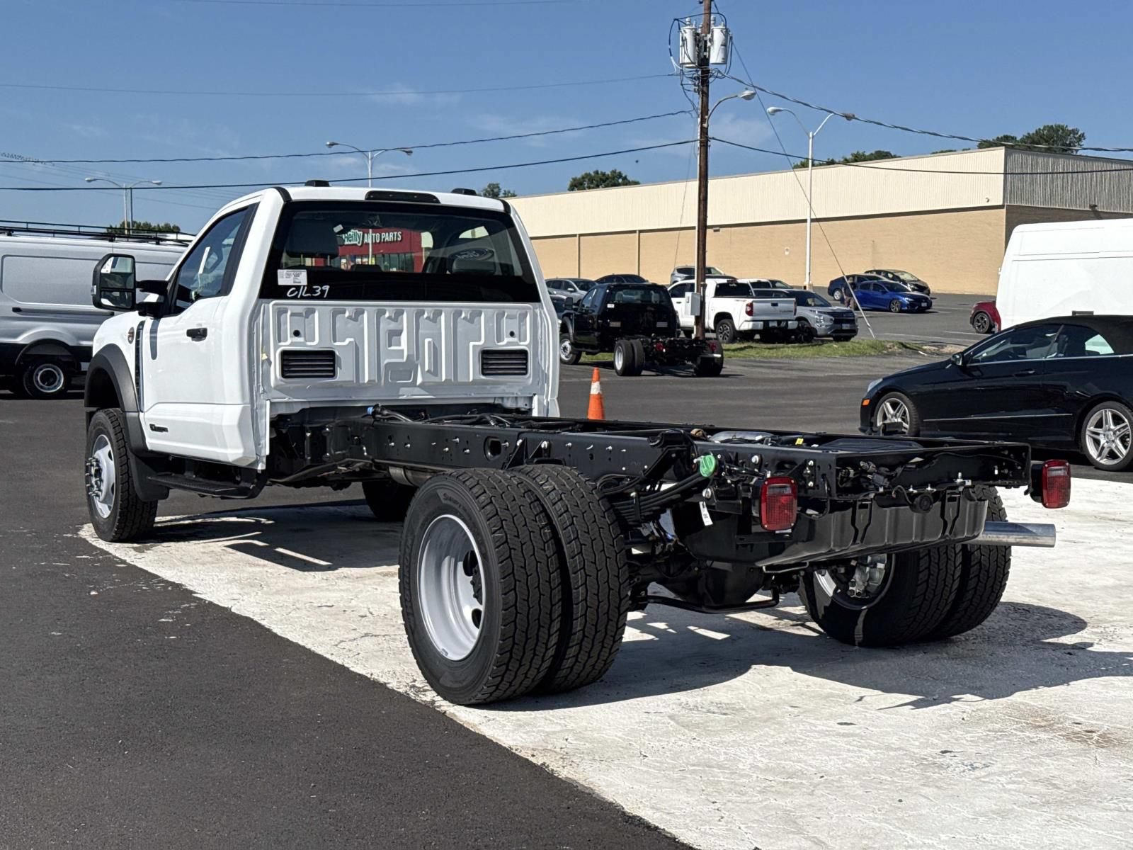 New 2026 Ford F600 4x4 Regular Cab Super Duty w/ XL Chrome Package image 5