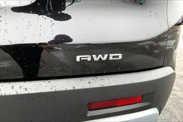 Used 2023 GMC Acadia SLE AWD/4WD image 23