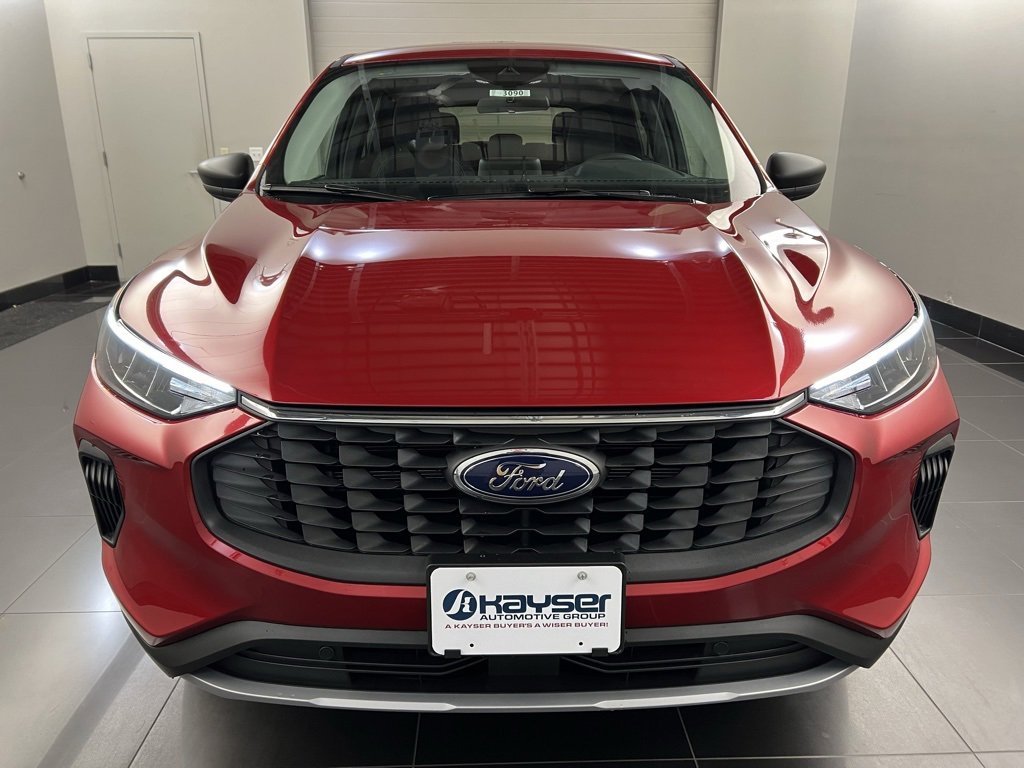 New 2025 Ford Escape Active w/ Cold Weather Package image 2