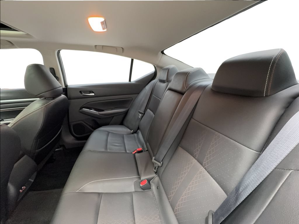 Used 2023 Nissan Altima 2.5 SR w/ SR Premium Package AWD/4WD image 25