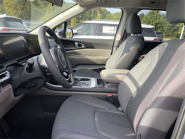 New 2026 Kia Carnival LX image 25