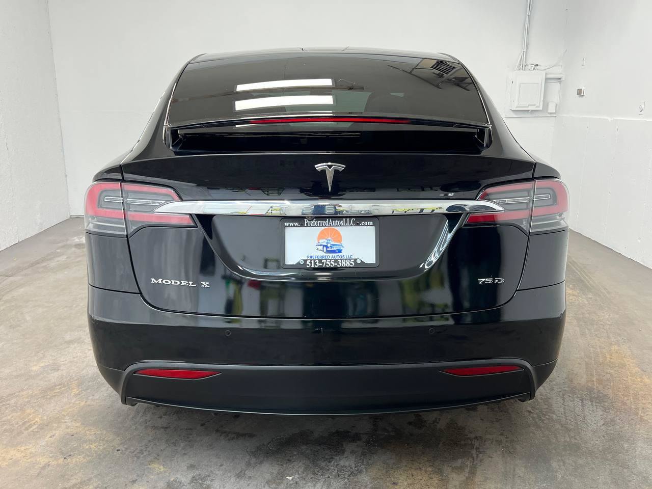 Used 2018 Tesla Model X 75D AWD/4WD image 5