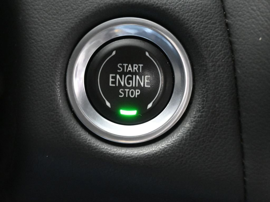 Used 2021 Chevrolet Tahoe High Country image 33