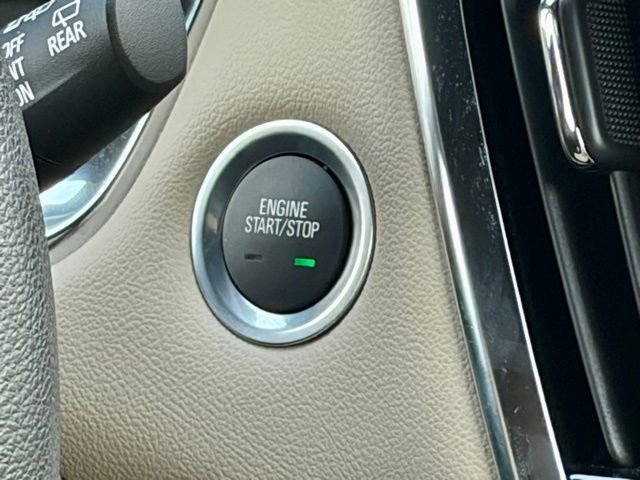 Used 2023 Chevrolet Traverse LS image 21