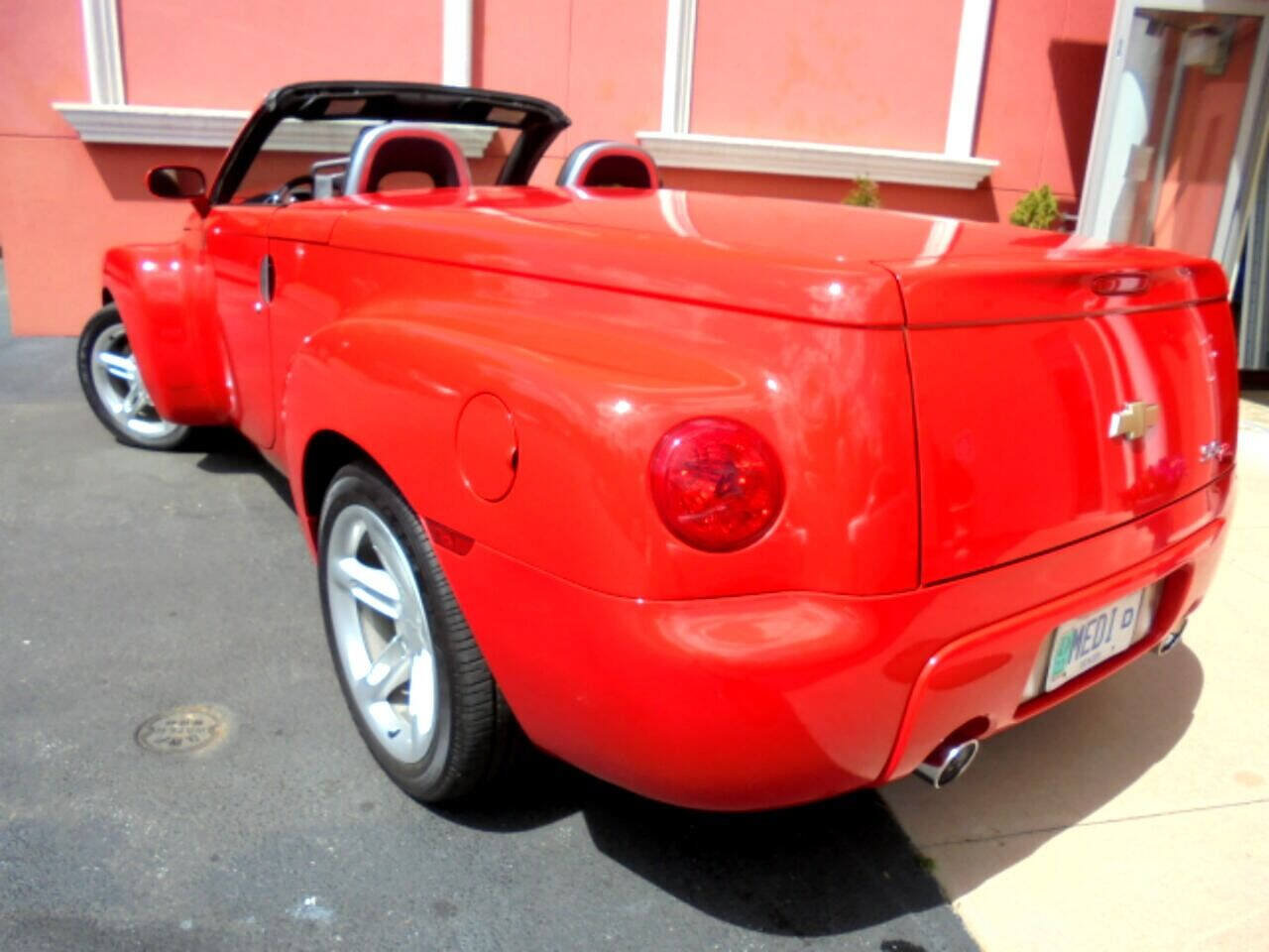 Used 2005 Chevrolet SSR w/ Preferred Equipment Group RWD image 21