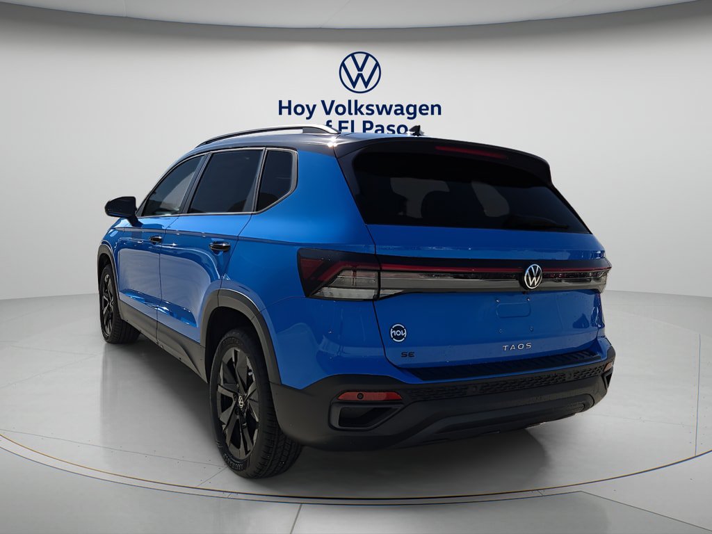 New 2026 Volkswagen Taos SE FWD image 4