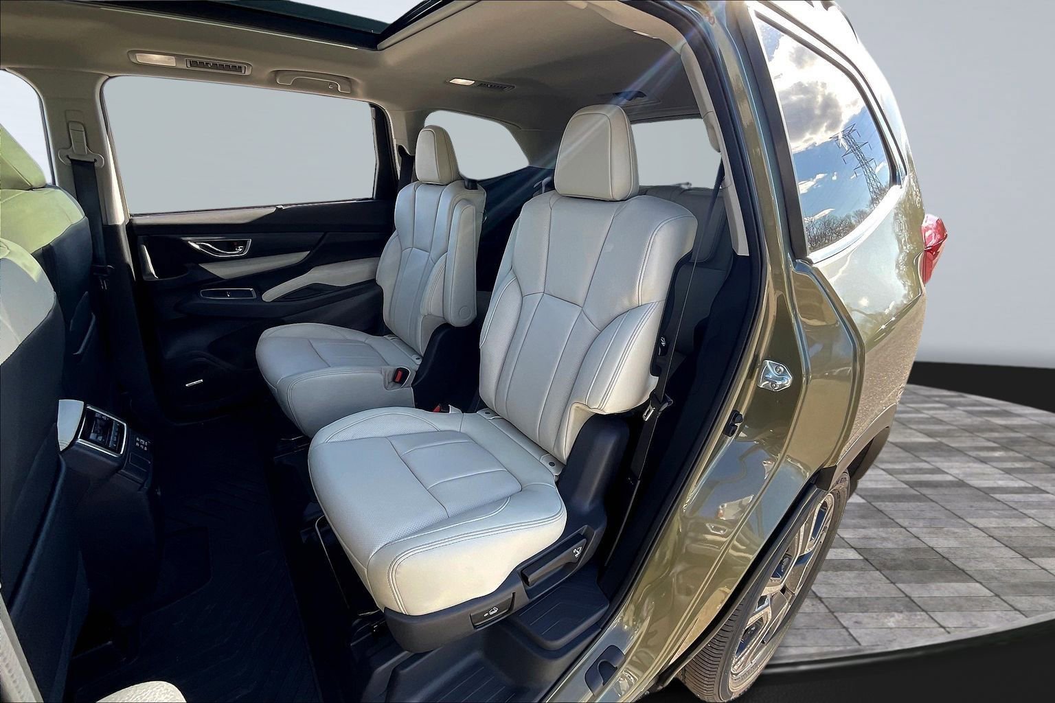 New 2026 Subaru Ascent Limited image 10