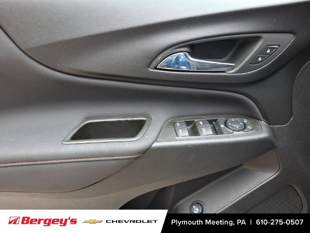 Used 2024 Chevrolet Equinox RS w/ LPO, Cargo Package AWD/4WD image 15