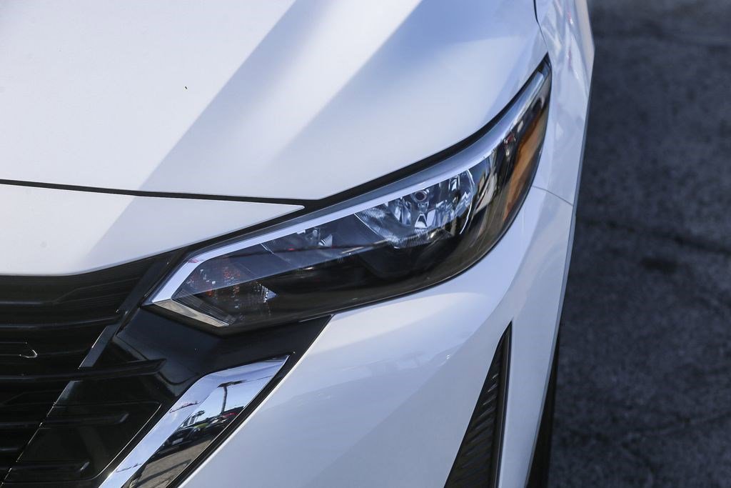 Certified 2025 Nissan Sentra S image 4