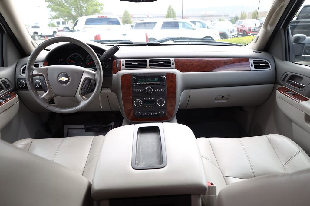 Used 2014 Chevrolet Silverado 3500 LTZ w/ LTZ Plus Package AWD/4WD image 19