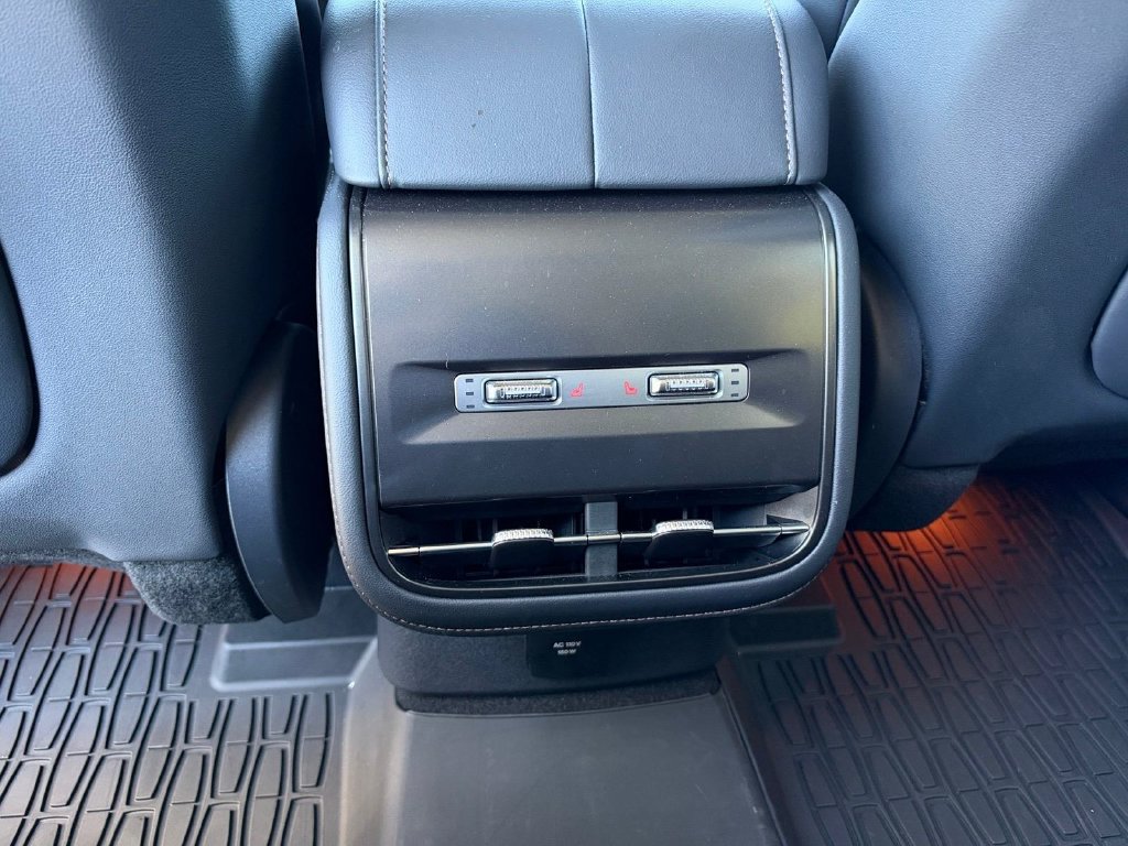 New 2026 Lincoln Nautilus Reserve AWD/4WD image 11