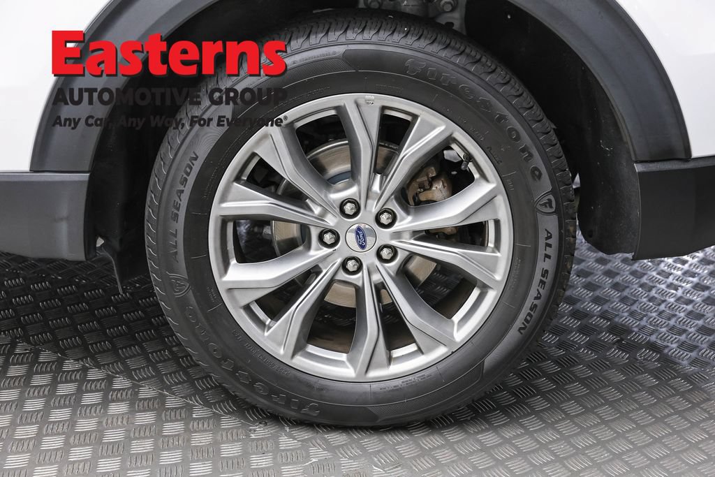 Used 2022 Ford Explorer XLT w/ Equipment Group 202A AWD/4WD image 8