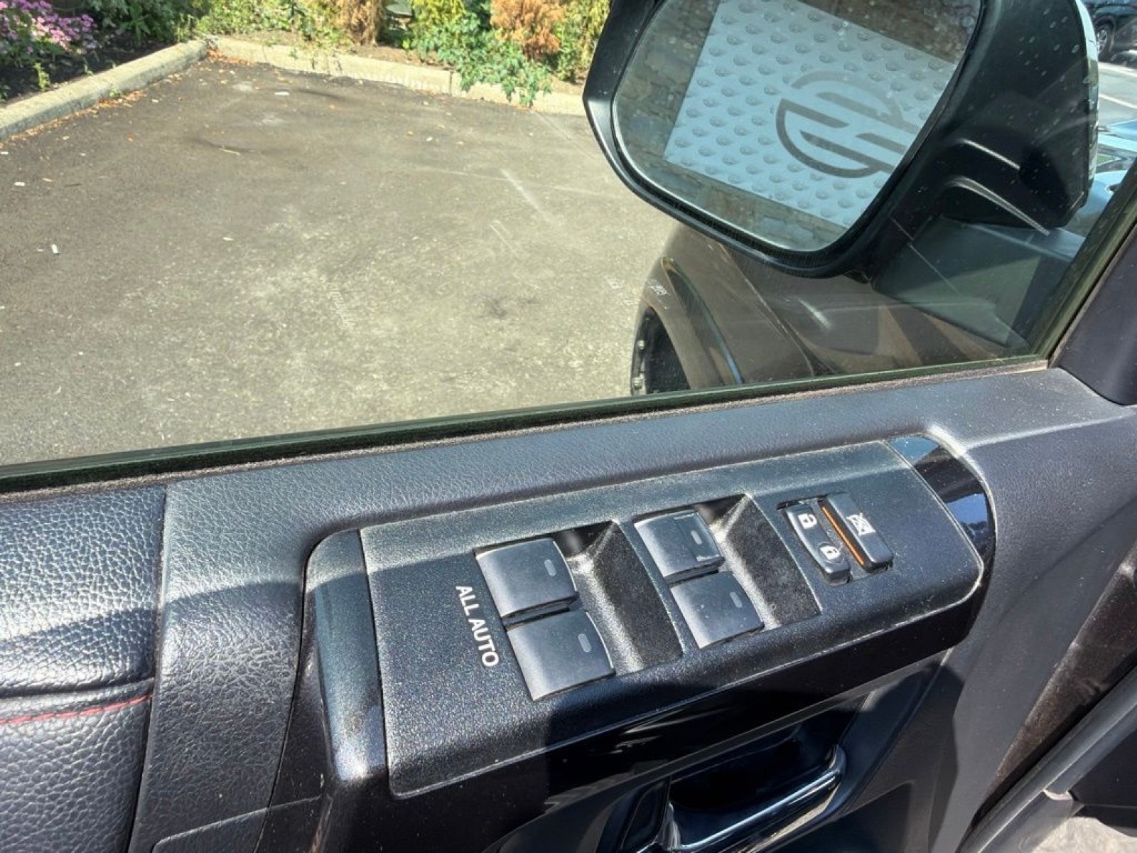 Used 2020 Toyota 4Runner Venture w/ Moonroof Package AWD/4WD image 10