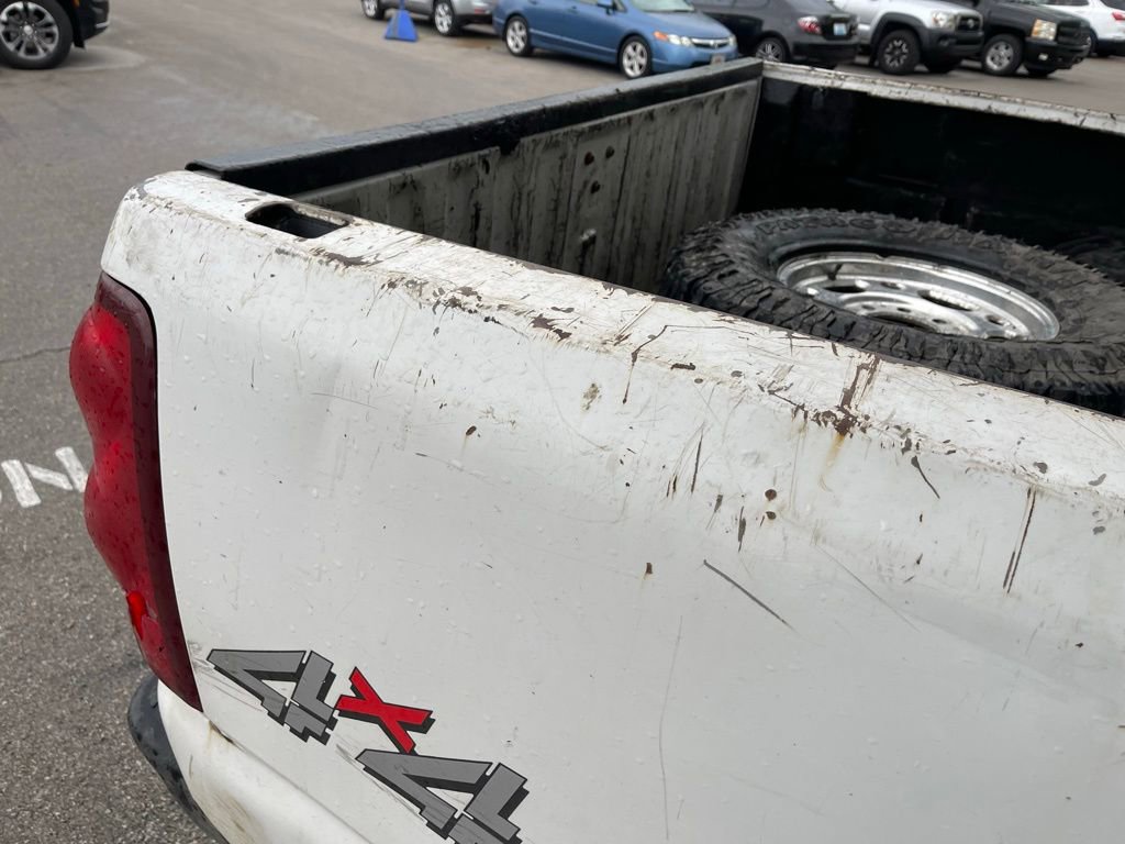 Used 2003 Chevrolet Silverado 2500 LS image 40