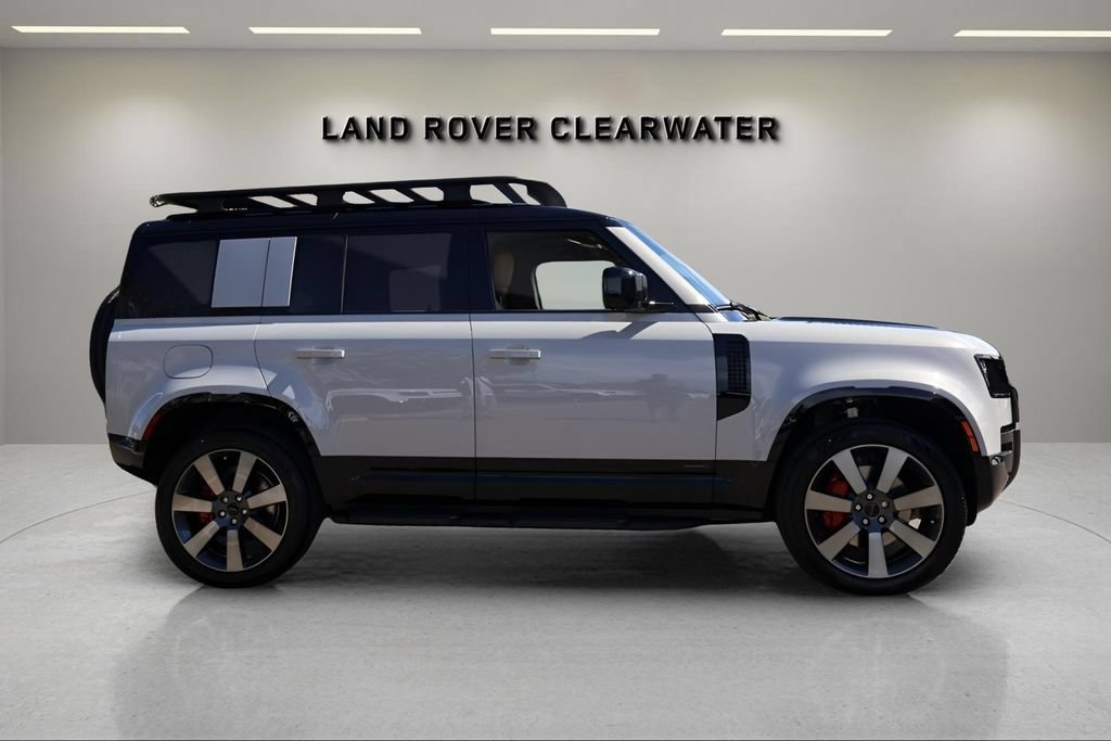 New 2026 Land Rover Defender 110 X AWD/4WD image 6