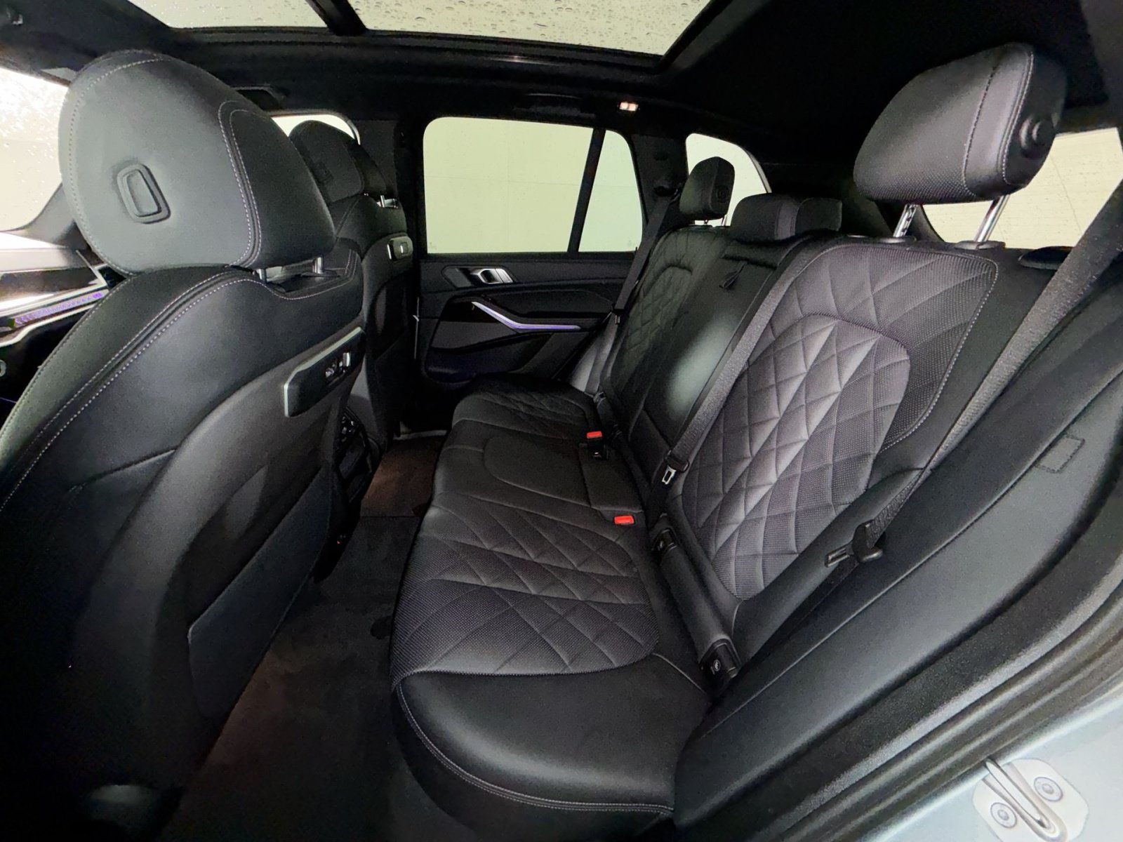 Used 2024 BMW X5 xDrive40i w/ Premium Package AWD/4WD image 24