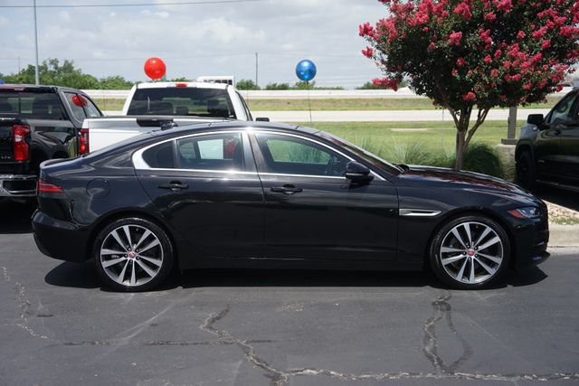 Used 2020 Jaguar XE S RWD image 5