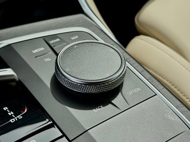 Certified 2023 BMW 330i Sedan w/ Convenience Package image 29