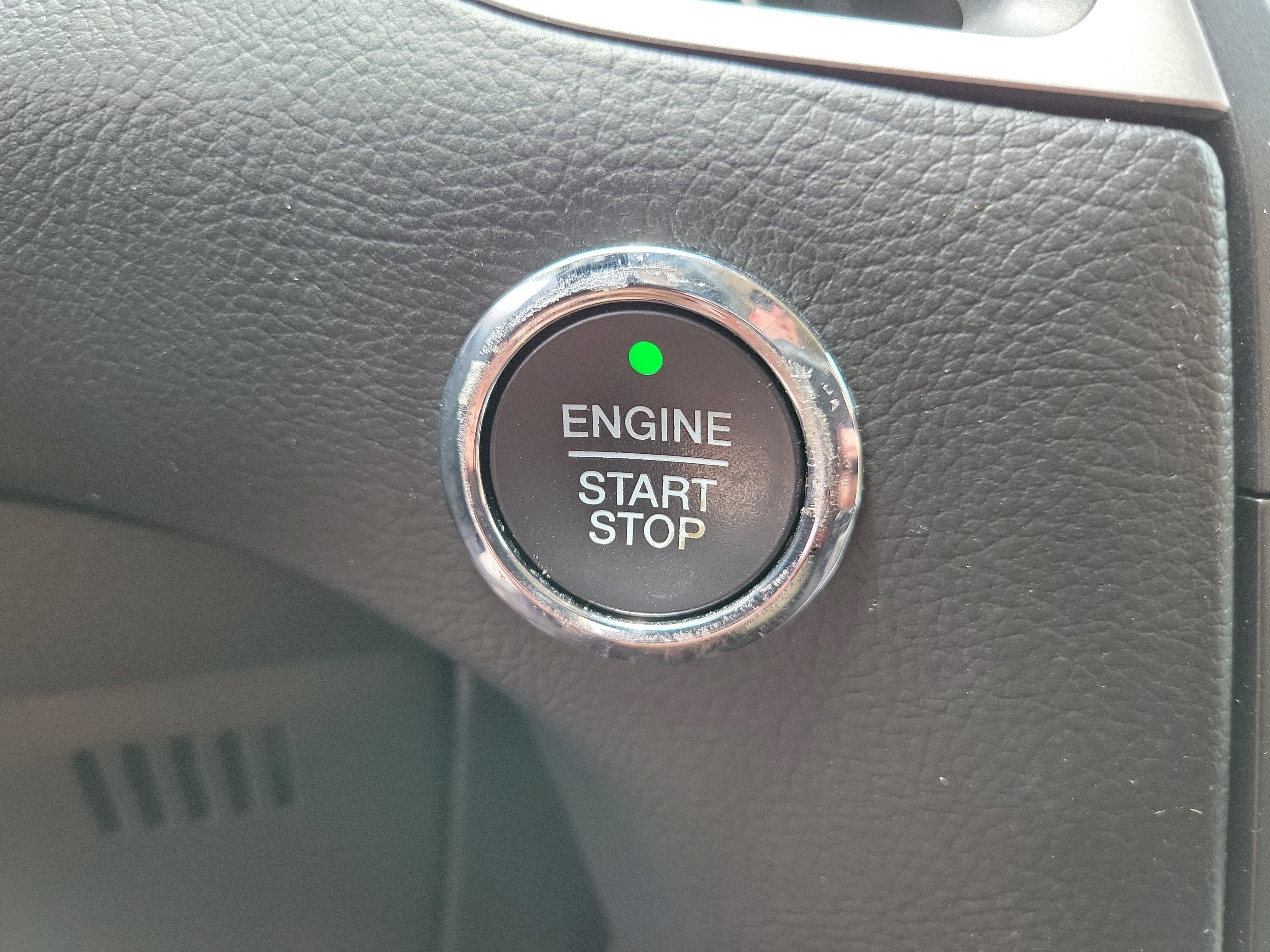 Used 2016 Ford Edge SEL w/ Equipment Group 201A FWD image 20