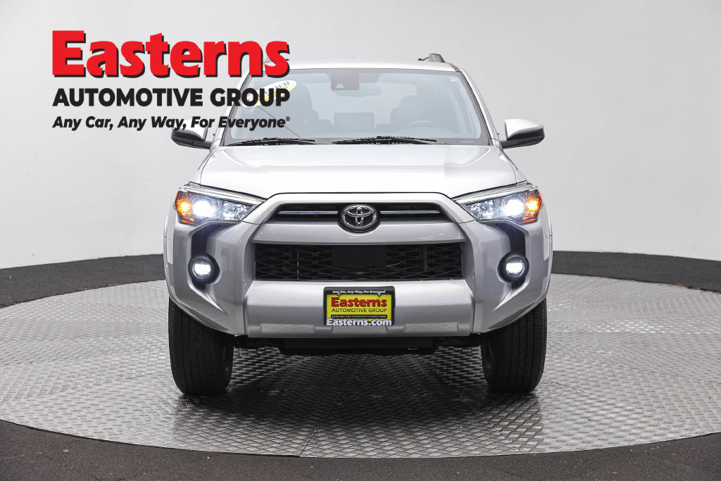 Used 2023 Toyota 4Runner SR5 AWD/4WD image 4
