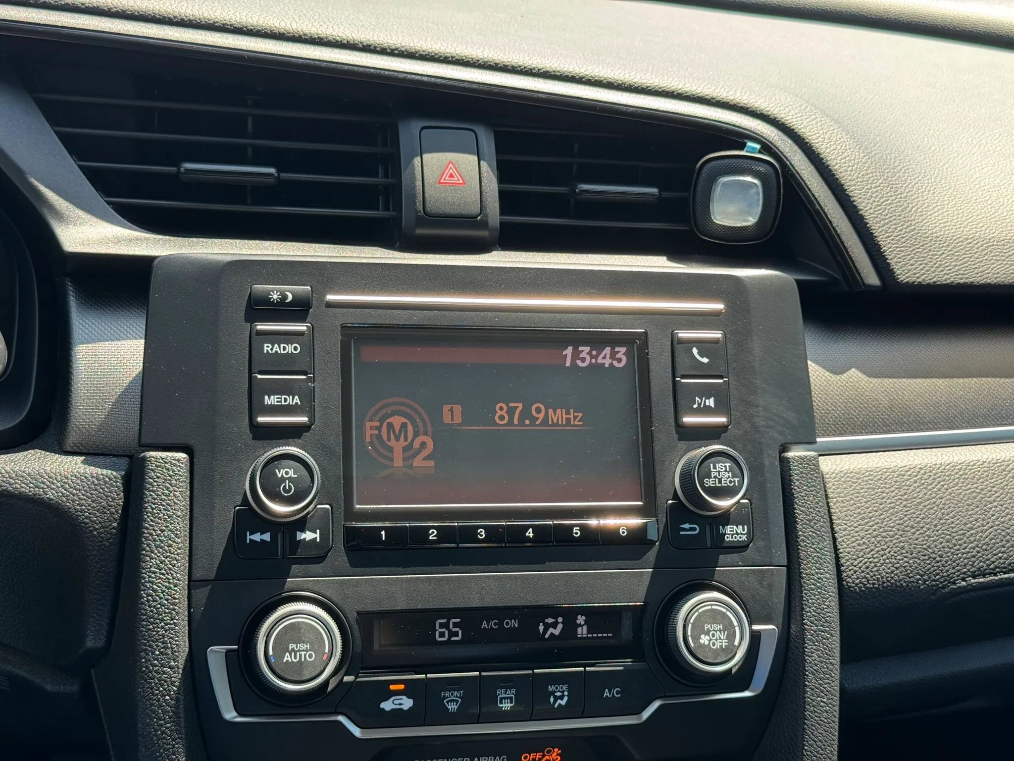 Used 2021 Honda Civic LX image 36