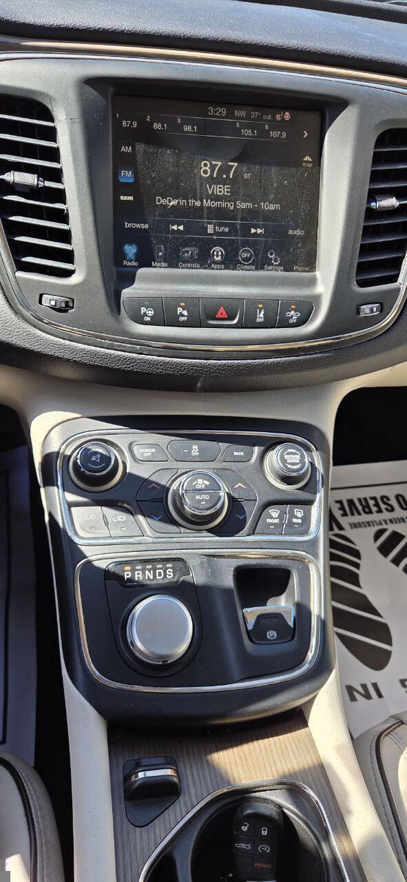 Used 2015 Chrysler 200 C w/ Navigation & Sound Group I image 22