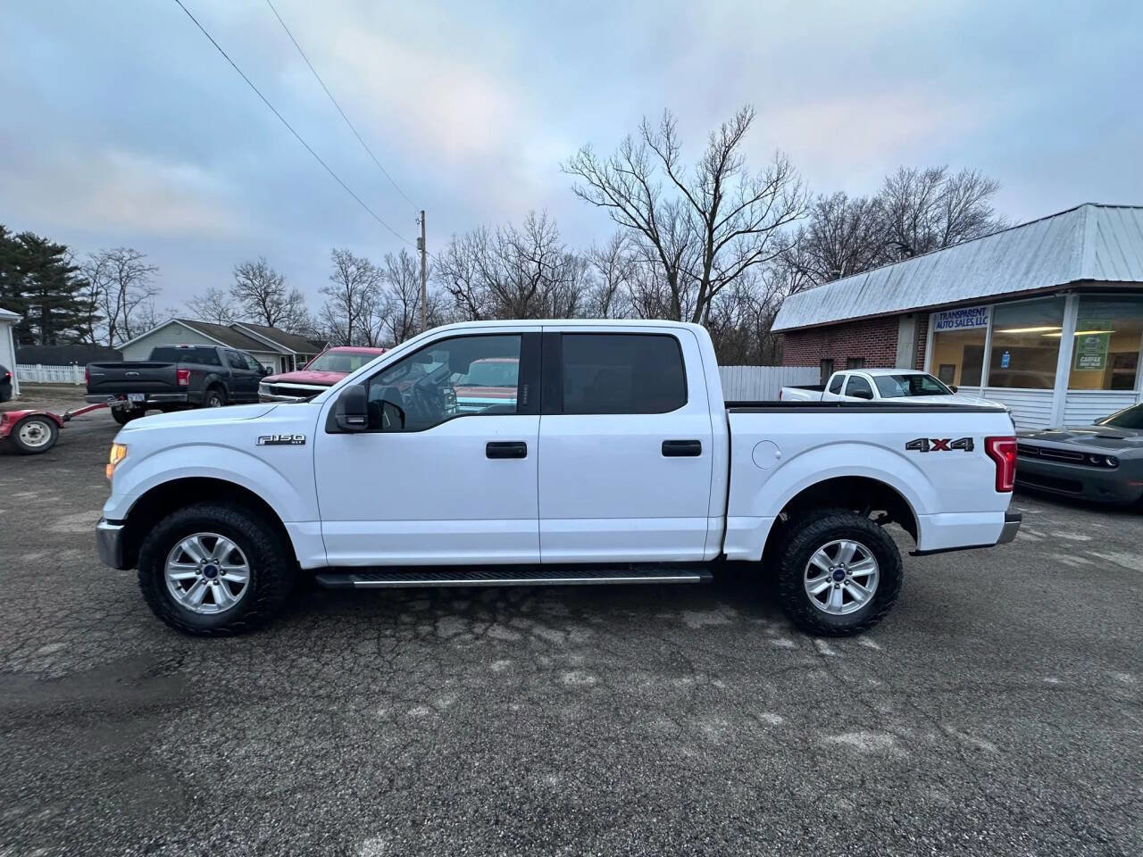 Used 2016 Ford F150 XLT w/ Equipment Group 301A Mid image 5