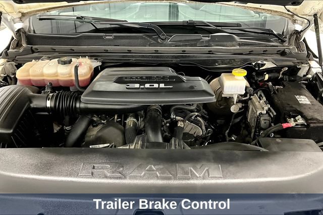 Used 2022 RAM 1500 Limited w/ Body-Colour Bumper Group AWD/4WD image 39