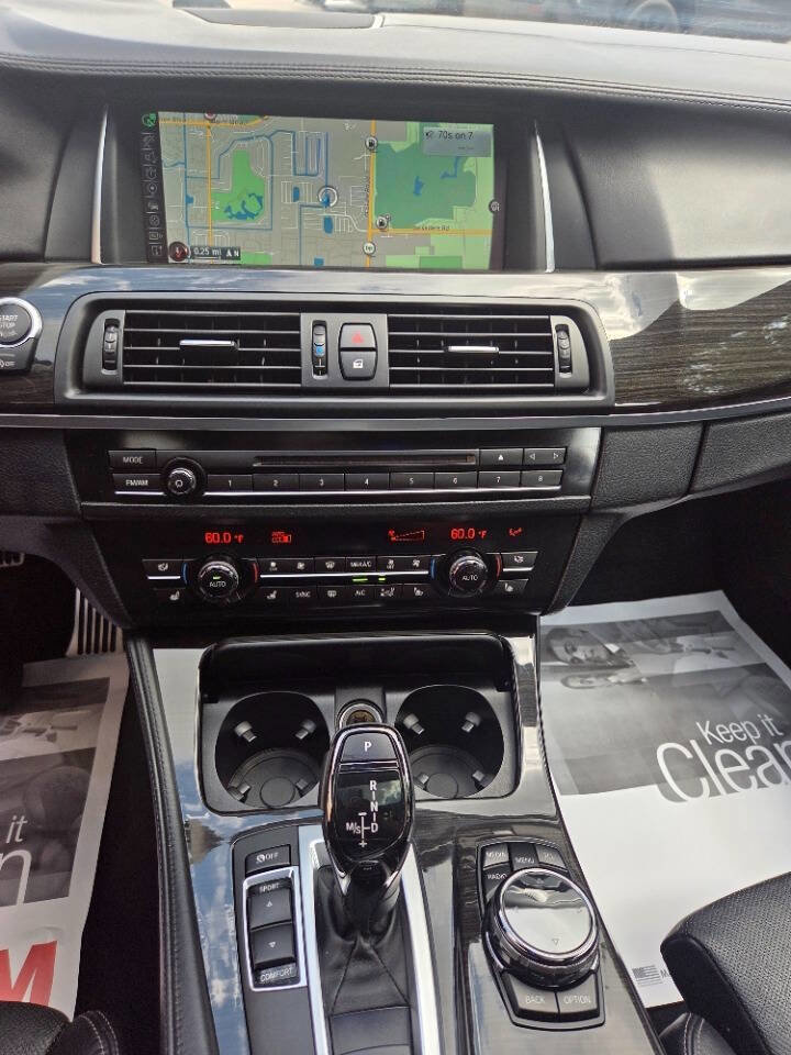 Used 2015 BMW 550i Sedan image 12