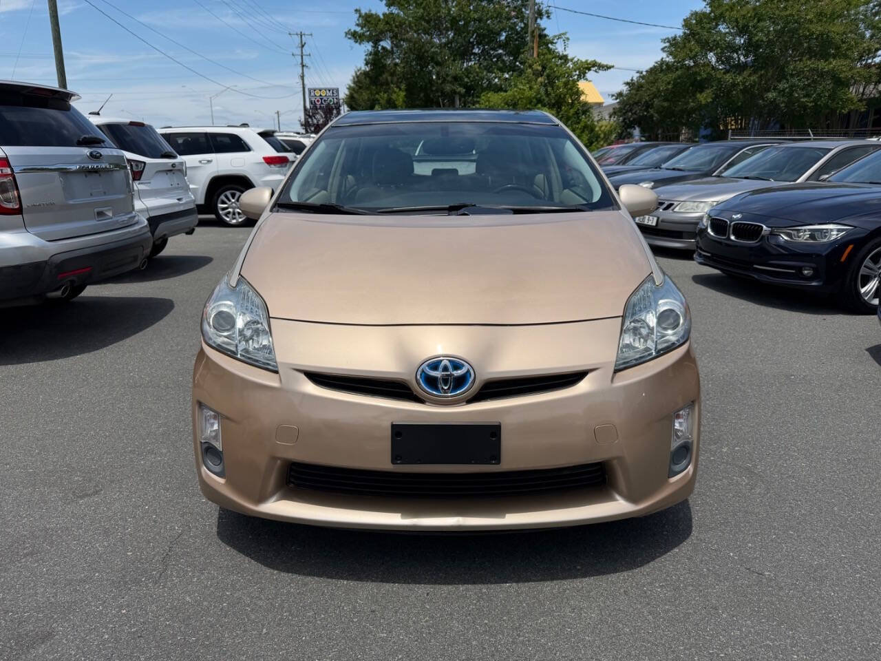 Used 2010 Toyota Prius Five FWD image 2