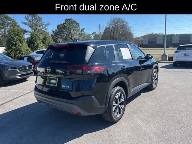 Used 2023 Nissan Rogue SV image 3