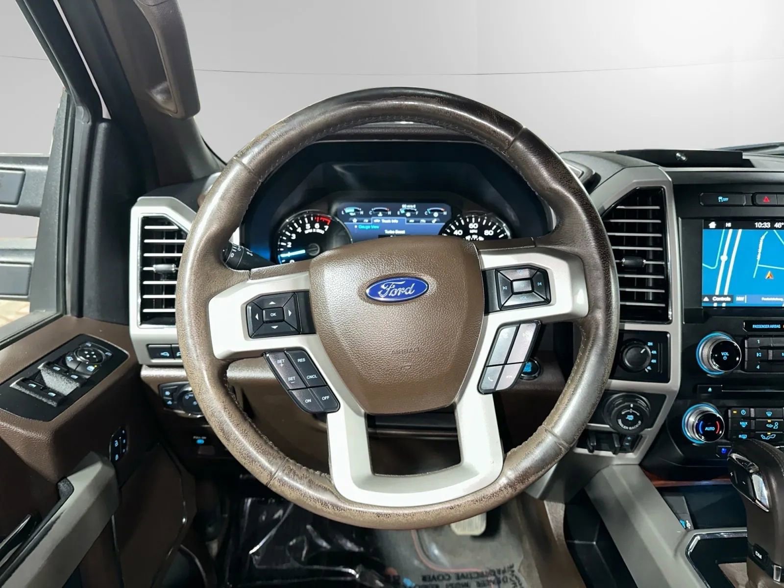 Used 2018 Ford F150 King Ranch w/ Equipment Group 601A Luxury AWD/4WD image 19