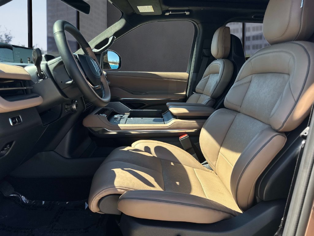 Used 2026 Lincoln Navigator Black Label AWD/4WD image 20