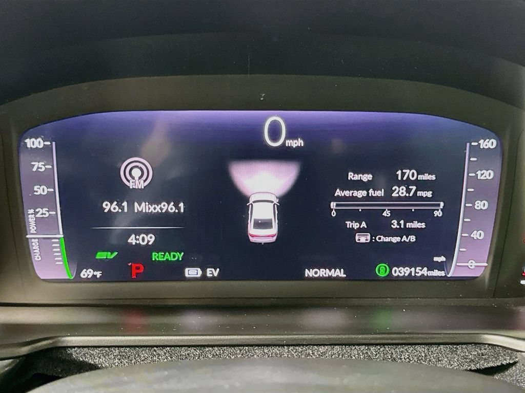 Used 2025 Honda Accord Sport image 30