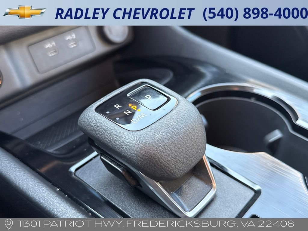 Used 2025 Nissan Rogue SV image 15