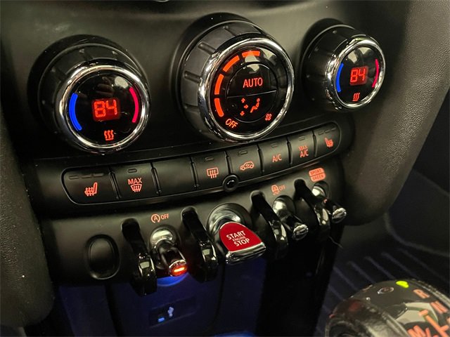 Used 2019 MINI Cooper S w/ Signature Upholstery Package image 9