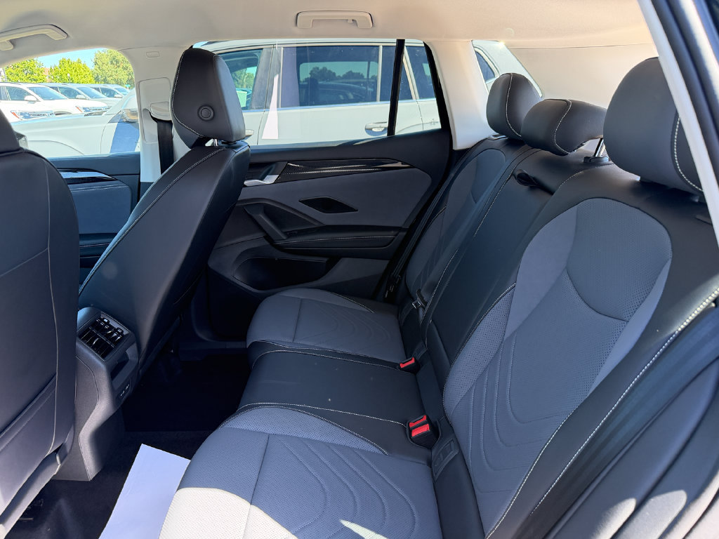 New 2026 Volkswagen Tiguan SE AWD/4WD image 22