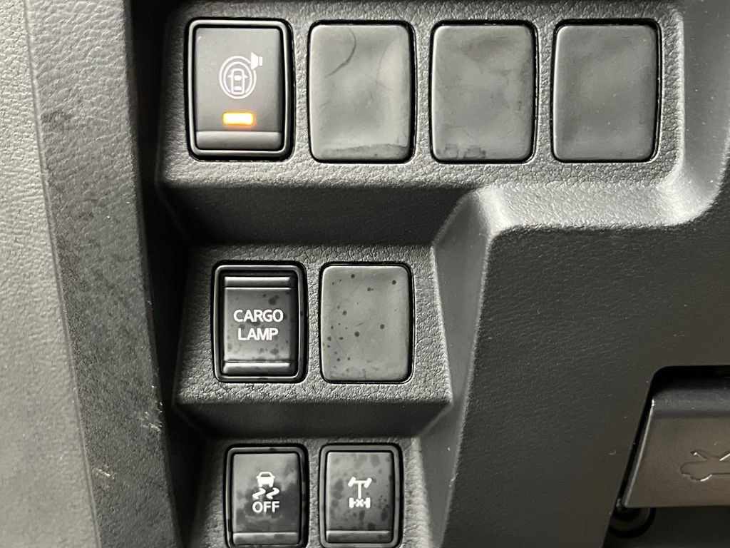 Used 2026 Nissan Frontier PRO-4X AWD/4WD image 46