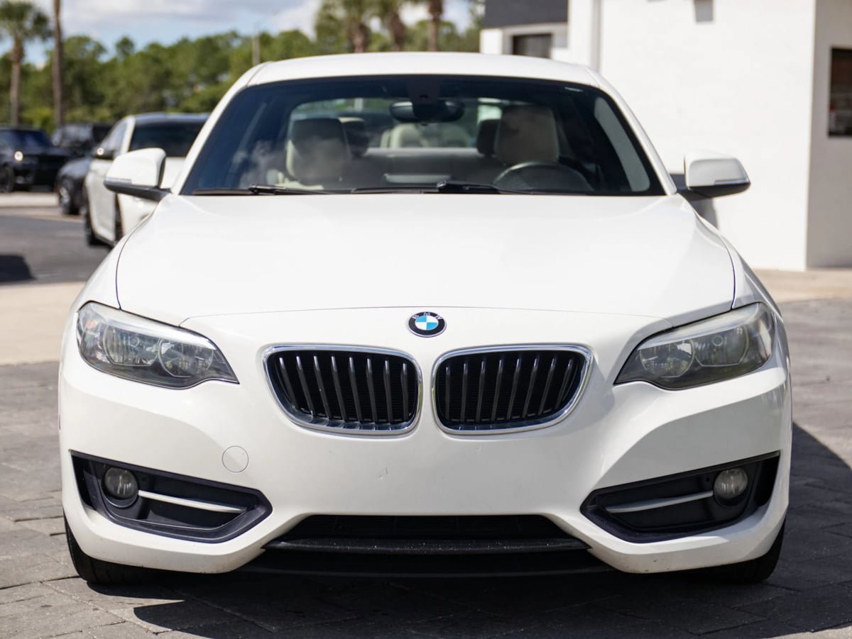 Used 2017 BMW 230i Coupe RWD image 4