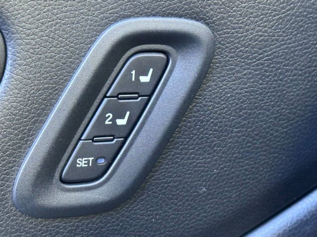 Used 2025 Honda Pilot TrailSport image 28