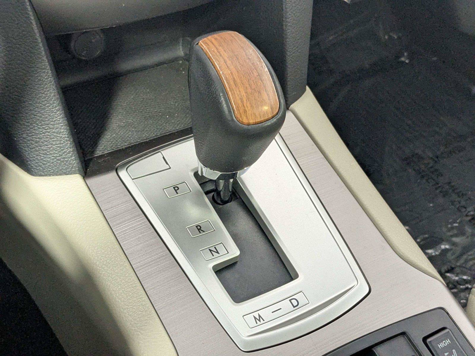 Used 2014 Subaru Outback 2.5i Limited AWD/4WD image 27