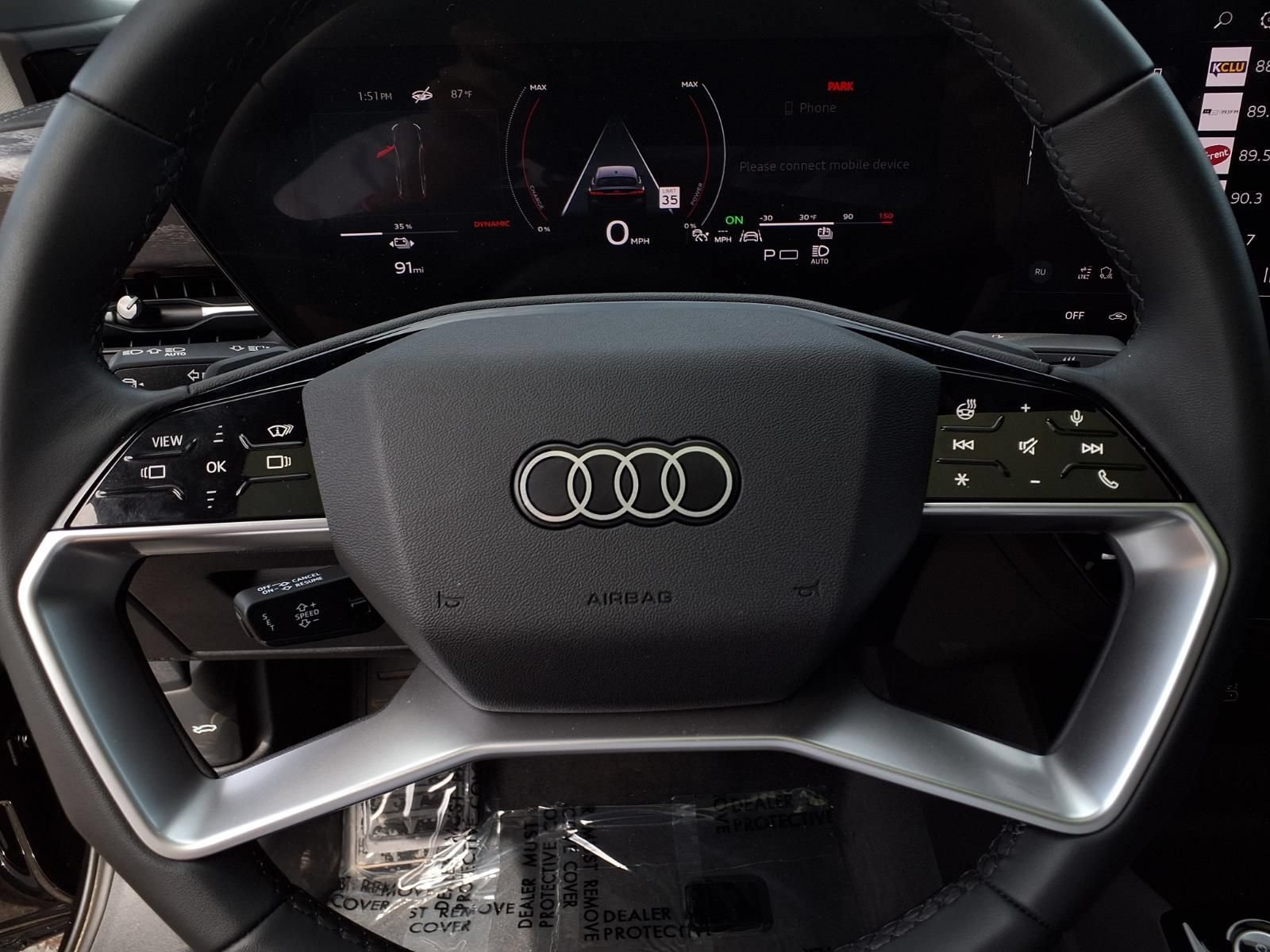Used 2025 Audi A6 e-tron Premium Plus w/ Premium Plus RWD image 11