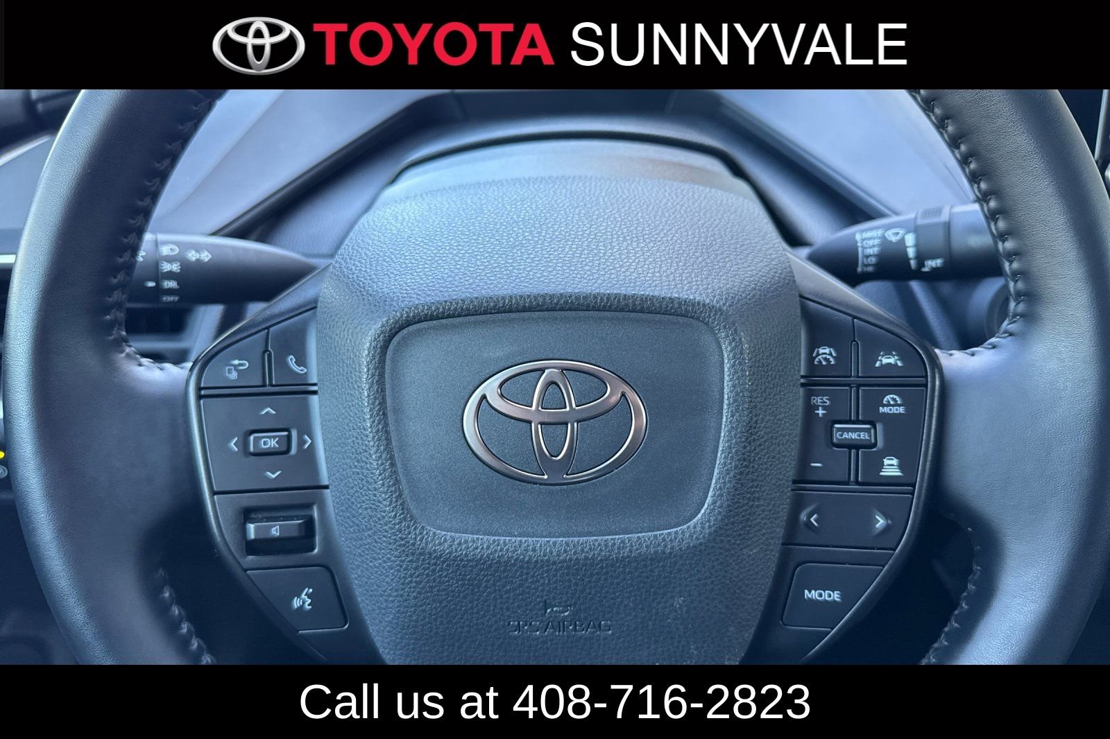 Used 2025 Toyota Prius LE image 27